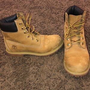 WOMENS TIMBERLAND BOOTS SIZE 8